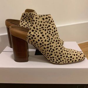 New Dolce Vida Leopard Mules